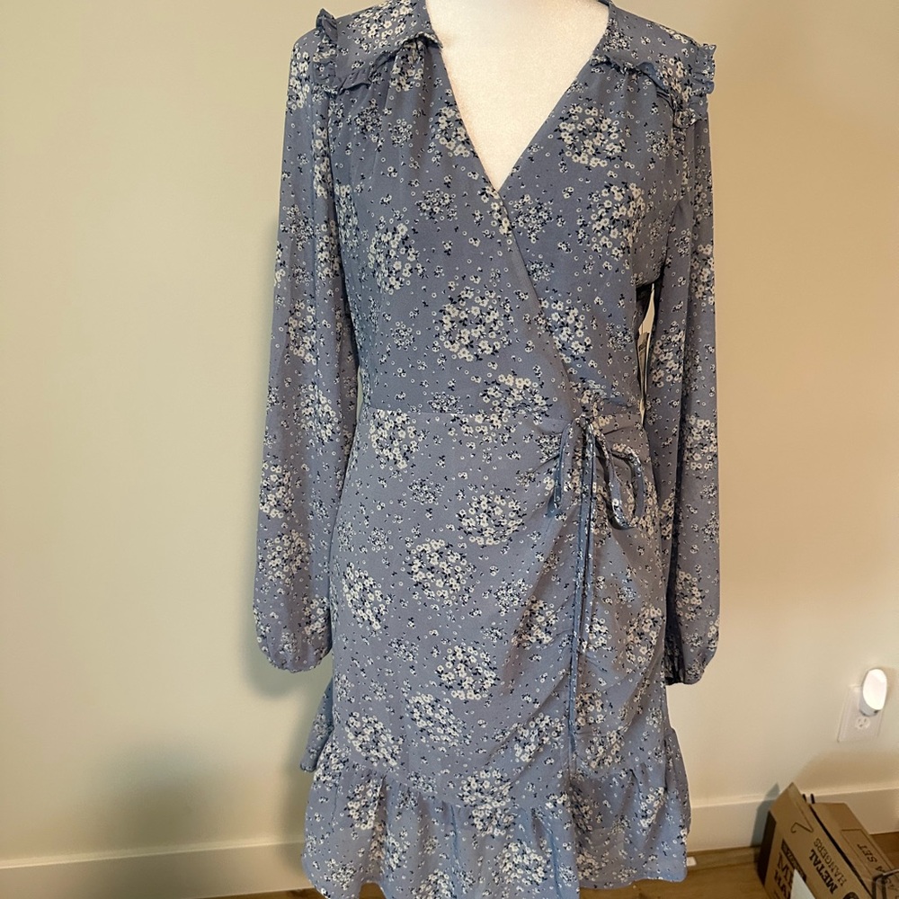French Kiss Floral Long Sleeve Dress in Blue